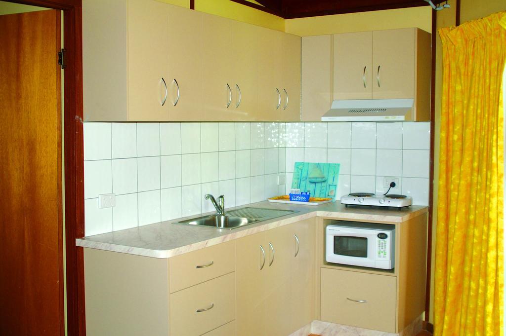 Smugglers Cove Village 4* Forster